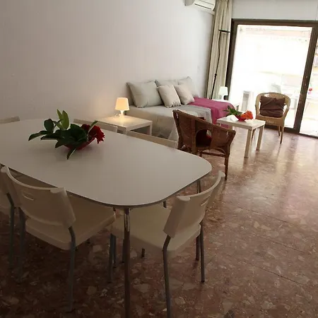 Apartment Maresto Calle Mar Salou